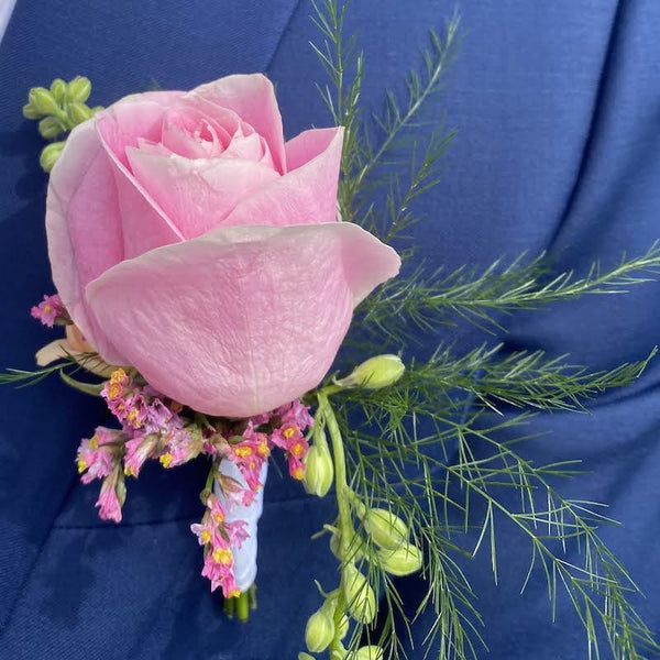 Corsage Pink